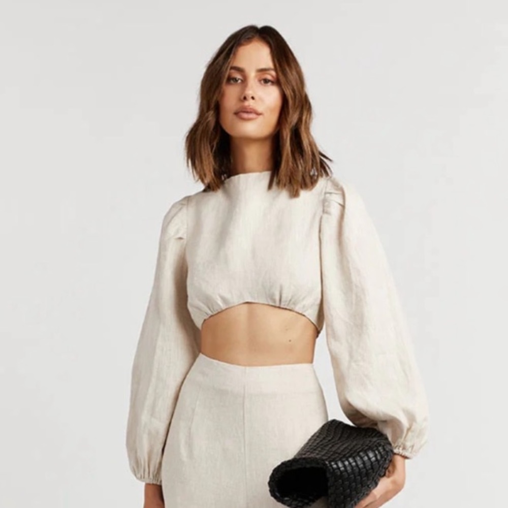 Dissh Linen Crop Top